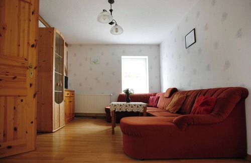 Herzsprung Appartement | Reitpension Wiesengrund: cozy apartment on a riding and farm