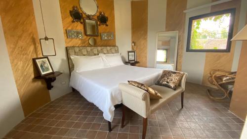 Cadeo Maison | Relais Cascina Scottina