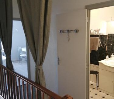Vrecourt Lit Et Petit-Déjeuner | Relais de la Mothe LA SUITE