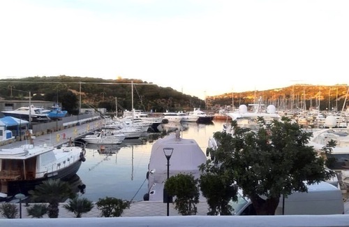Santa Teresa di Gallura Appartement | Relais Du Port - Capri Luxury Suite with Jacuzzi