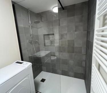 Arzo Appartement | Relais Flora Arzo Appartamento superior di vacanza con posteggio