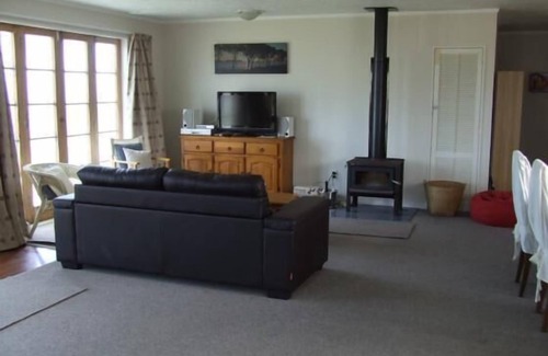 Te Horo Beach Maison | Détendez-vous et amusez-vous près de la plage.
