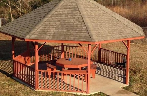 Cabot Maison | Relax and Recharge! 3 Relaxing Units, Free Breakfast & Parking, Pets Allowed