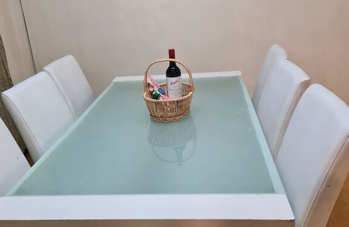 Clayton South Maison | Relax and spacious Clarinda House