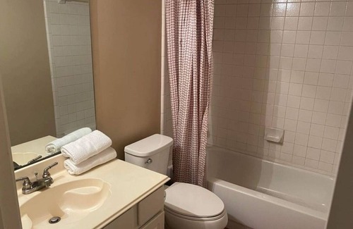 McKinney Maison | Relax and stay with this peaceful place to stay. No pet allow