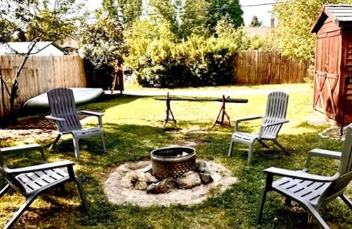 Ely Cottage | Relax at Cedar Cottage while enjoying your Ely adventure!
