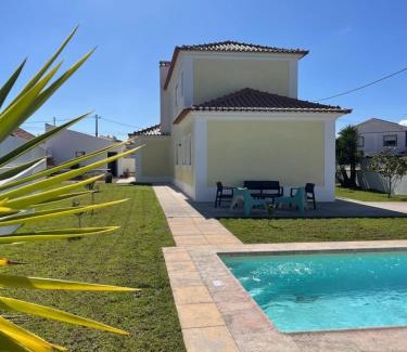 Ericeira Villa | Relax at Lagoa in Ericeira