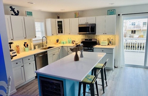 Beach Haven West Maison | Relax at our Waterfront Home