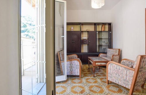 Caronia Maison | Relax by the sea and enjoy your holiday in an inviting holiday home.