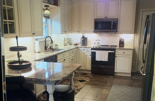 Eden Cottage | Relax here. Small town charm a short drive to Savannah, Hilton Head, and Pooler.