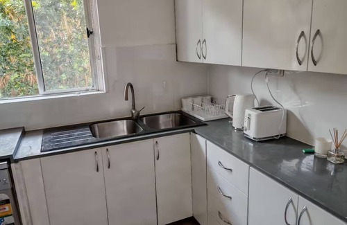 Miranda Maison | Relax in a cozy house,BBQ,10 mins from the beaches