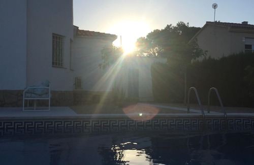 Miami Platja Villa | Détendez-vous dans une villa privée moderne