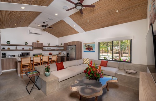 Playa Grande Maison | Relax in Style at Casa Prema – 3BR/3BA Modern Home in Playa Grande