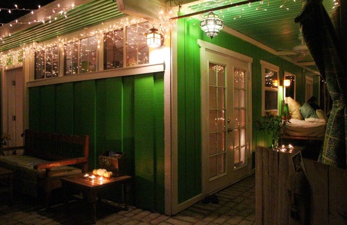 Lantern District Cottage | Détendez-vous à l'Bitchin 'Beach House!