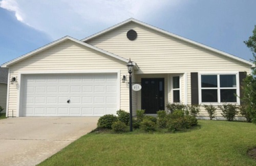 Fruitland Park Maison | Relax in Style--The Village of Pine Hills