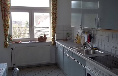 Lauenau Appartement | Détendez-vous dans le Deister-Süntel, grand appartement baigné de lumière, propre terrasse