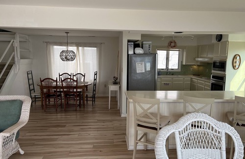 Townsend's Inlet Maison | Escapade relaxante au cœur de Townsend Inlet - Vues incroyables! 4BR & 3. 5Bath