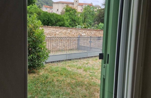 Massa Villa | Relax in this quiet space centrally located in Massa.