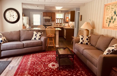 King Maison | Relax in Waupaca and the Chain O Lakes.