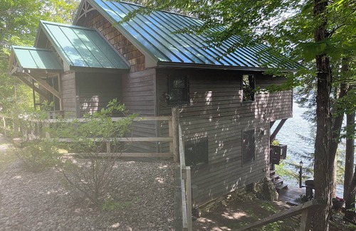 Eagle Bay Cabine | Relax Lake Front 2-night minimum. Dogs welcome.