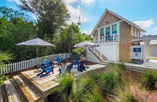 Cape Fear Station Maison | Relax on BHI in a Glam Beach Home in Cape Fear Station Sleeps 8 Both Clubs