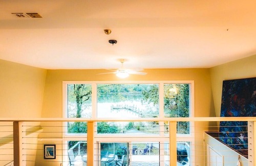 Lancaster Maison | Relax on Dock, Play Pool, Kayak the Coves, Views