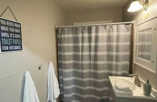 Ponca City Maison | Relax on Lake- cozy, spacious, and stylish