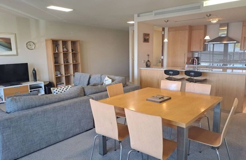 Taupo Appartement | Détendez-vous sur Roberts - appartement moderne et central comprend WiFi et linge de maison