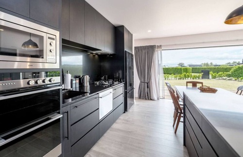 Martinborough Appartement | Relax on the Deck, Martinborough