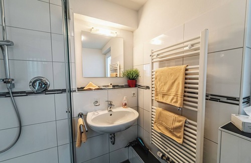 Altglashutten Lit Et Petit-Déjeuner | RelaxPension 01 Feldberg, incluant petit-déjeuner, dîner et la carte Schwarzwald