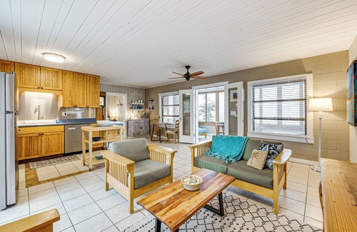 Panacea Cottage | Relax & Refresh: Waterfront Cottage in Panacea