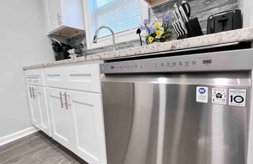 Church Street Maison | Relax & Sleep in 2BR Modern Home Stay