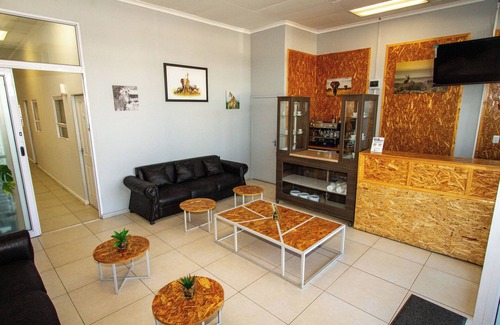 Cape Town Cabine | Relax & Unwind at LodgeOn91 !