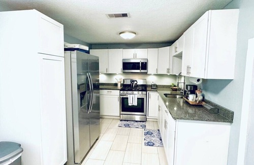Nederland Maison | Relax & Unwind in 2BR/1BA in Quiet Neighborhood