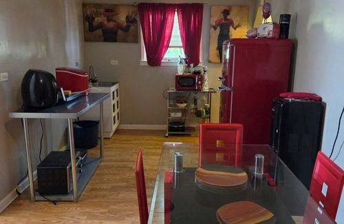 West Pullman Appartement | Relax & Unwind in This Comfortable 3BR Unitn