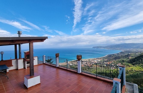 Galbato Appartement | Relax with a dream view, peace and comfort