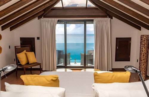 Fryes Beach Maison | Relax with the Waves at This Intimate Oceanfront Sanctuary with 3 Bedrooms