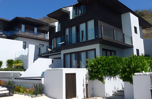Fryes Beach Maison | Relax with the Waves at This Intimate Oceanfront Sanctuary with 3 Bedrooms