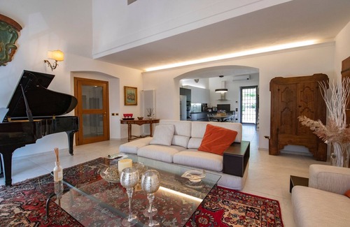 Pistoia Appartement | Relax with the whole family in this peaceful accommodation nestled in the countryside