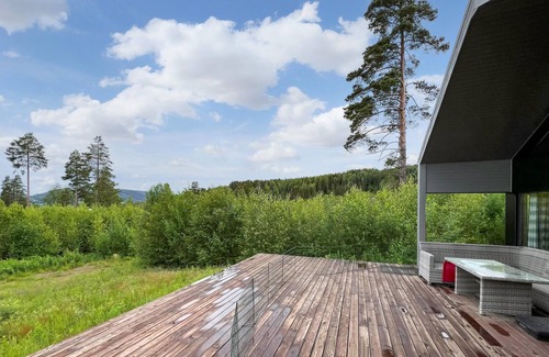Ringsaker Maison | Relax with your loved ones in this beautiful holiday home.