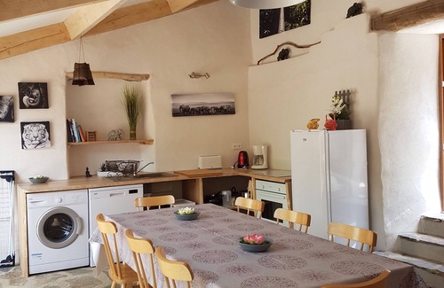 Les Vanels Maison | Gite Détente et nature au bord de la rivière.