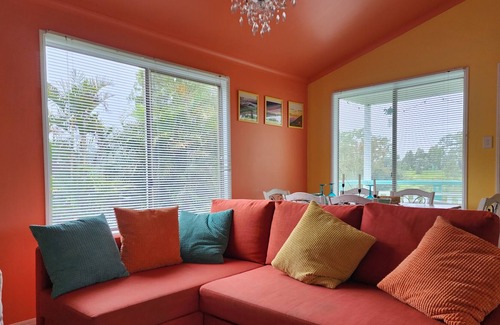 Lowood Cottage | Relaxation, kayaking, fishing on the Brisbane river - get it all at our cottage