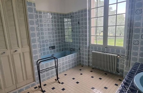 Golfech Autre | Détente ou séminaire dans un Château avec piscine chauffée. Magnifique domaine.