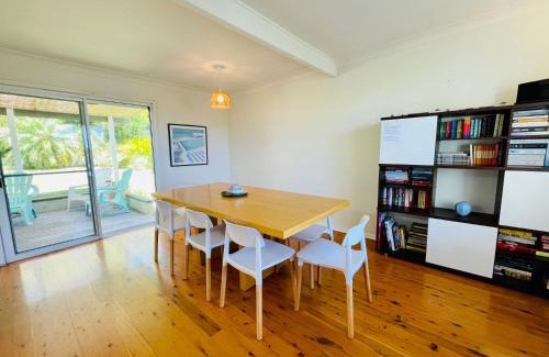 Mollymook Maison | Relaxed Coastal Retreat