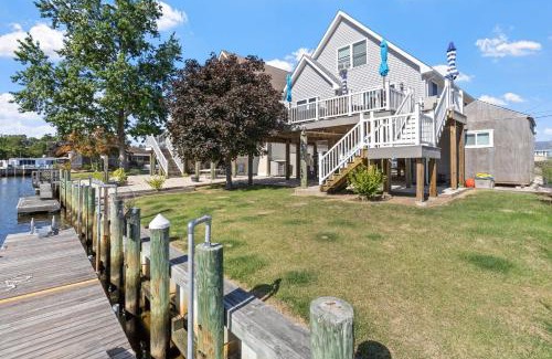 Little Egg Harbor Maison | Relaxing Lagoon Home in Little Egg Harbor