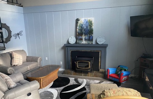 Town of Concord Maison | Relaxing 3 story townhouse