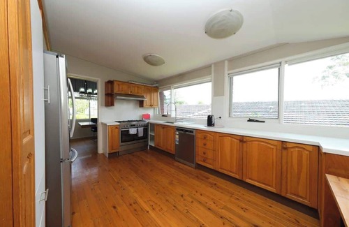Carlingford Maison | Relaxing 6 Bedroom Escape in Carlingford with Pool