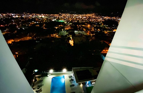 Catedral Appartement | Relaxing Apartment in Latitud Yoses 21st floor AC/ WIFI