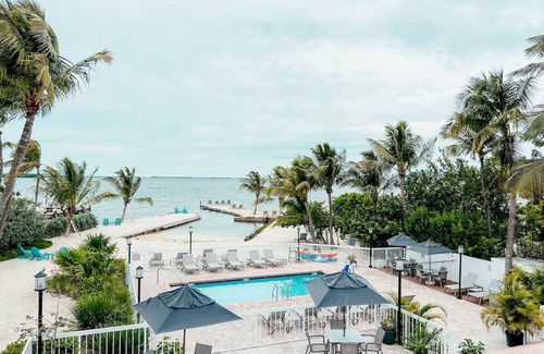 Key Largo Hôtel | Relaxing Beach Getaway! Cozy King Suite Stay!
