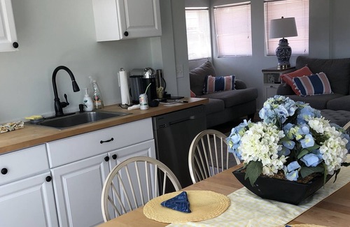 Hull Maison | Relaxing Beach Getaway$300. per night, 3 night minimum